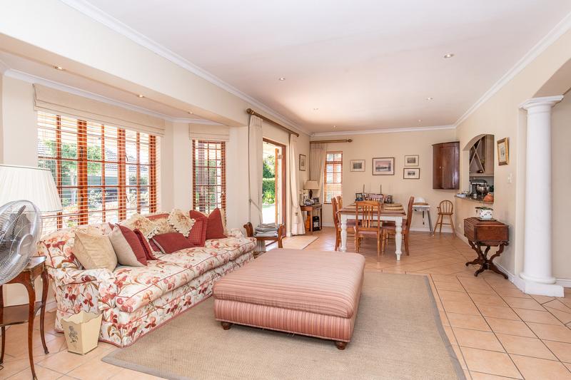 5 Bedroom Property for Sale in Tokai Western Cape